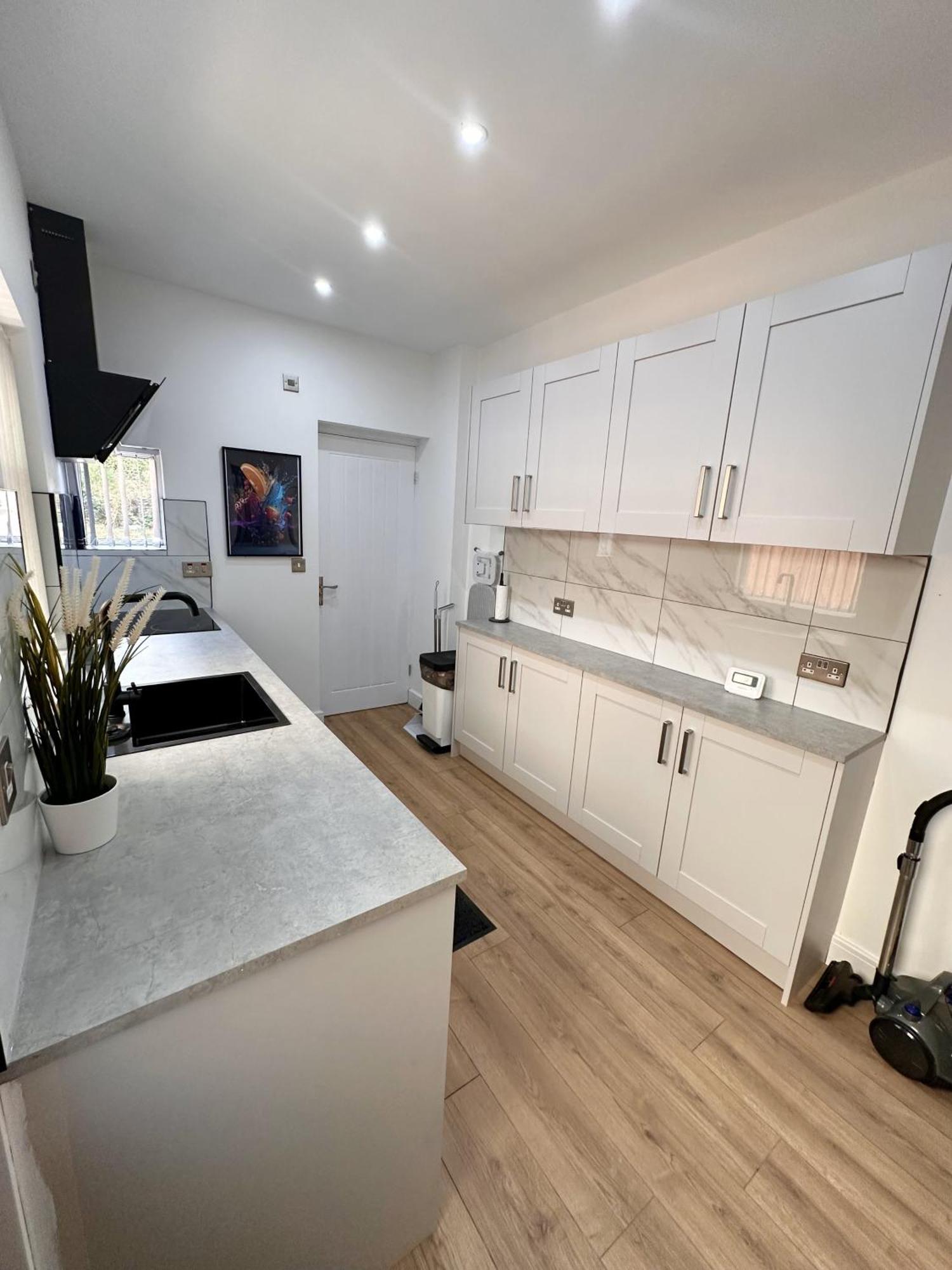 R4 Luxury Studio En-Suite Room In Harborne Lane By Queen Elizabeth Hospital Birmingham Eksteriør bilde